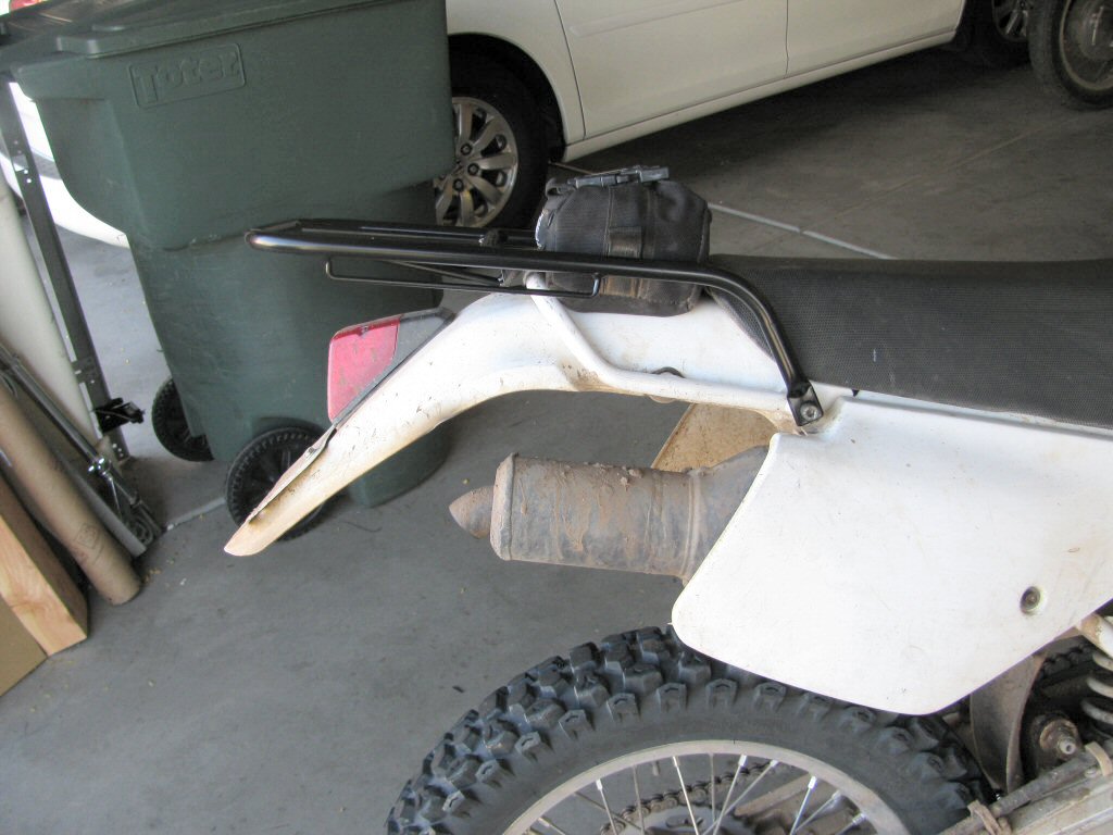 The revised ManRacks DR350 luggage rack fit to my 1993 Suzuki DR350.