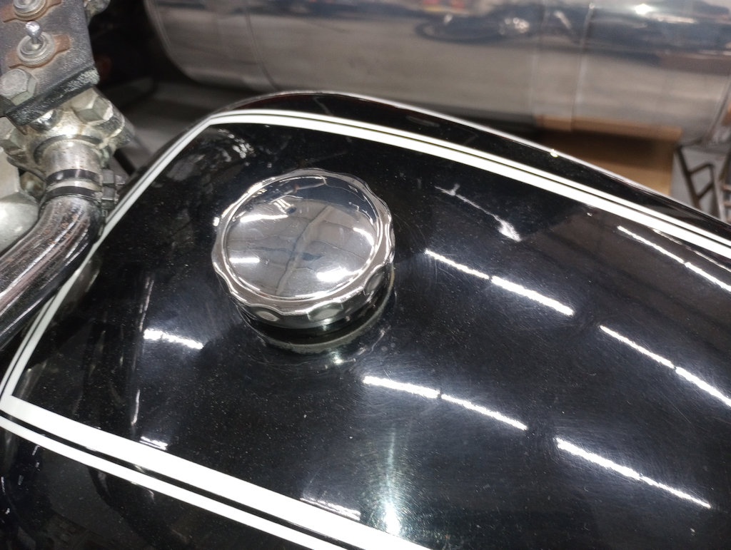 Replacement gas cap for Moto Guzzi V700, V7 Special, Ambassador, 850 GT, 850 GT California, Eldorado, 850 California Police. Fits police tank only. Fah-ler part number FAH 40-47- S.