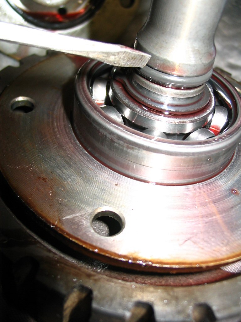 Remove the O-ring (MG# 90706158) from the shaft.