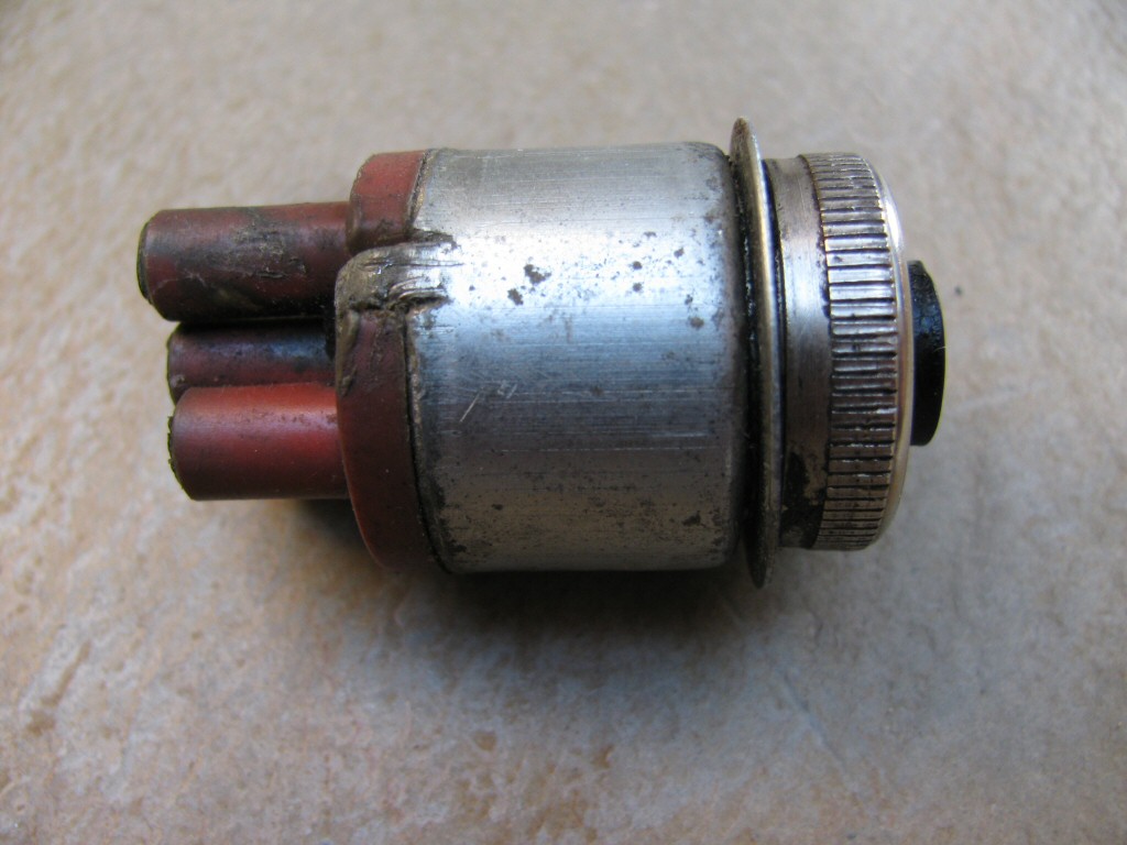 Ignition switch used on the Moto Guzzi Le Mans (MG# 17735350).