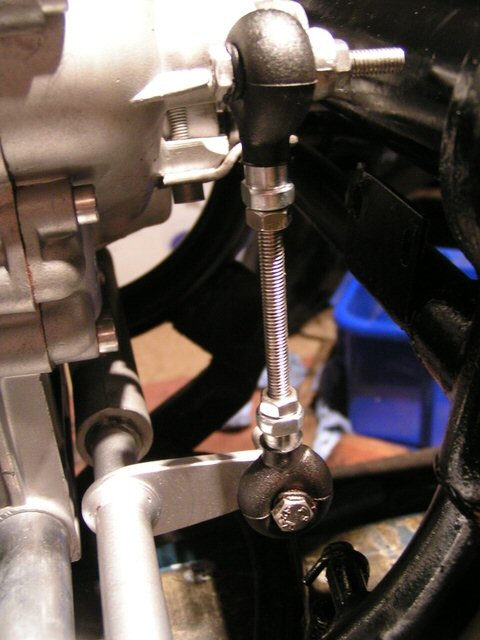 Reversing the shift pattern by moving the shift arm. Applicable to Moto Guzzi V700, V7 Special, Ambassador, 850 GT, 850 GT California, Eldorado, and 850 California Police models.