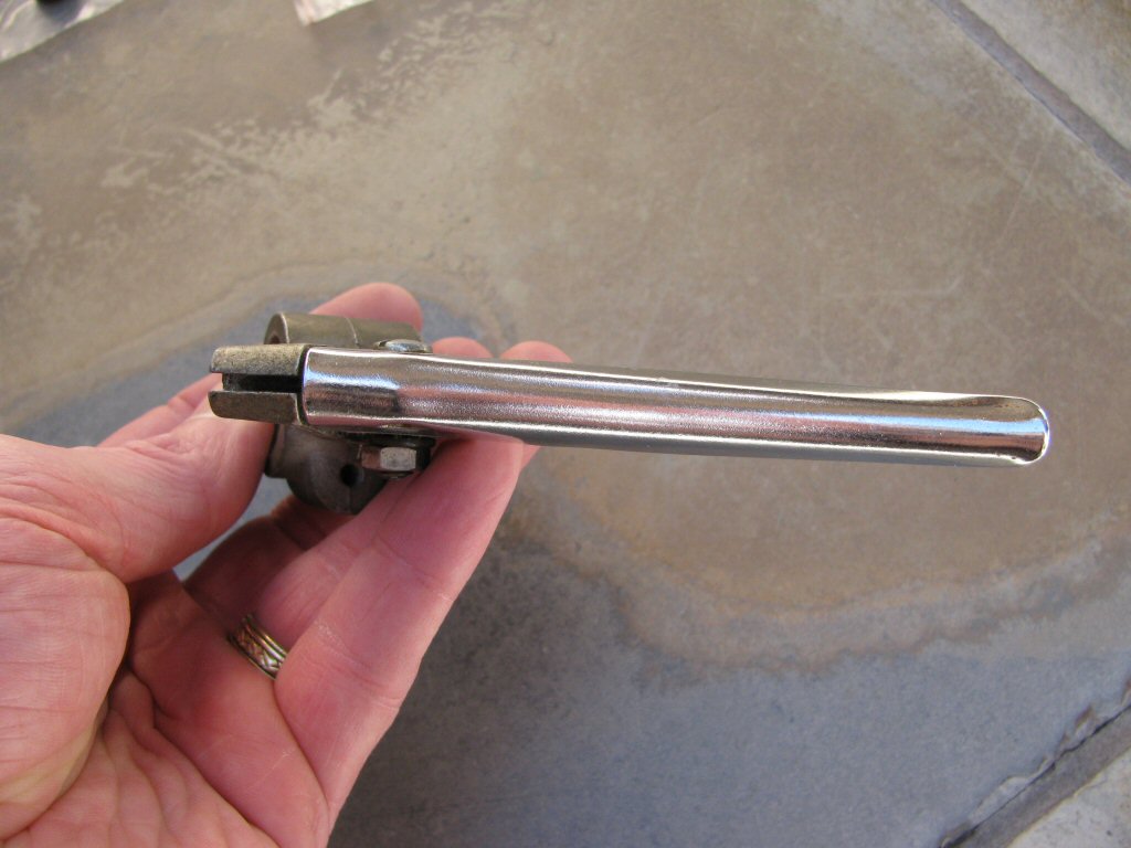 Siren lever for friction drive sirens as used on police models of the Moto Guzzi V700, V7 Special, Ambassador, 850 GT, 850 GT California, Eldorado, and 850 California Police motorcycles.