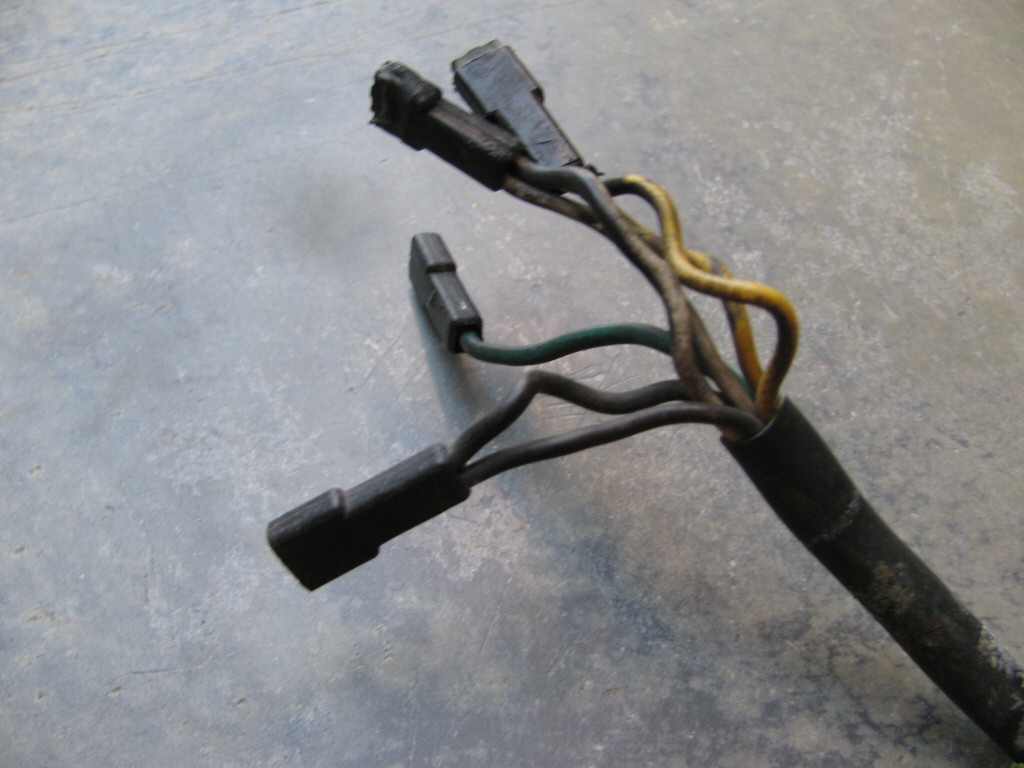 Main harness for the Moto Guzzi Le Mans (series 2, MG# 14747151).