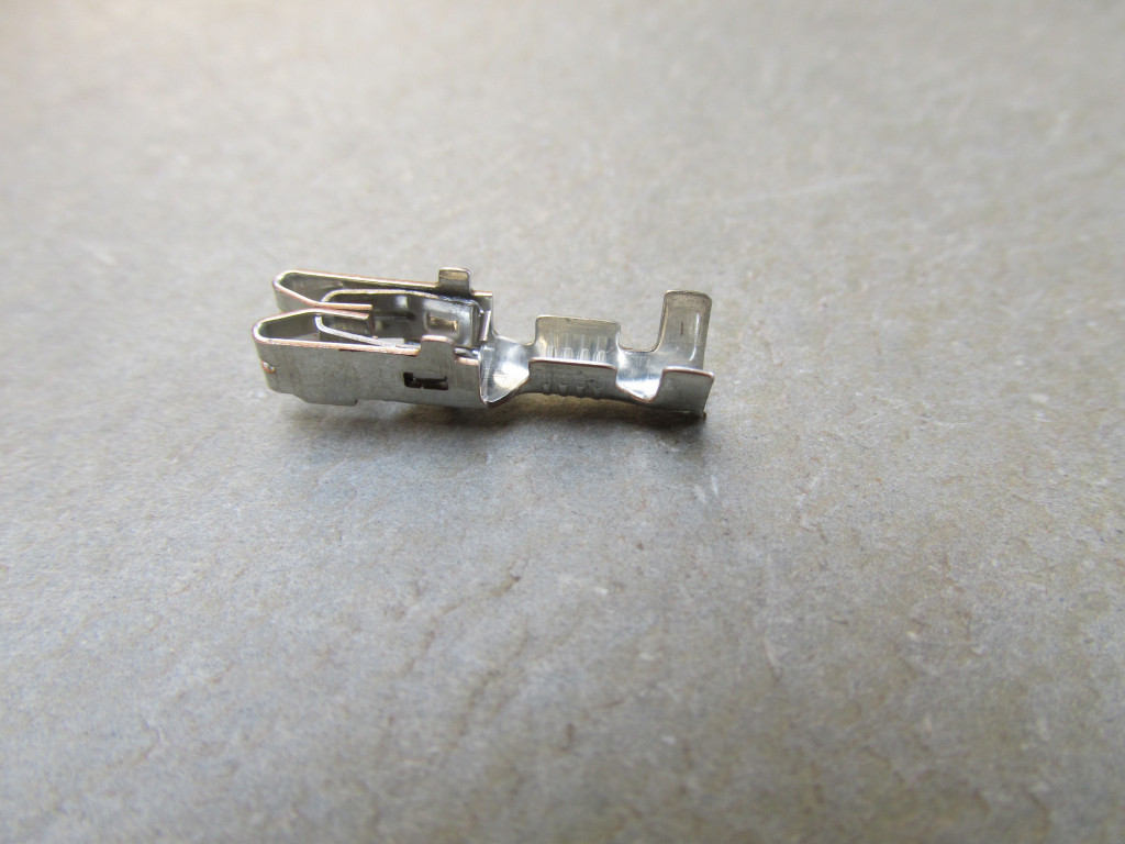 Terminal for sealed fuse holder (1 mm - 1.5 mm wire)