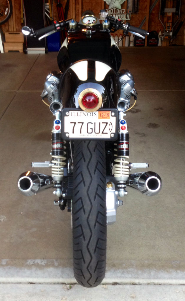 Lee Trollope's Moto Guzzi 850 T3 custom.