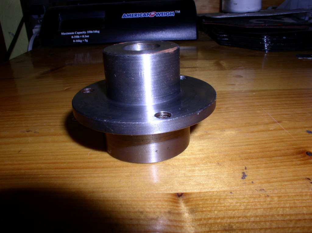 Crankshaft pulley adapter for using later crankshafts.