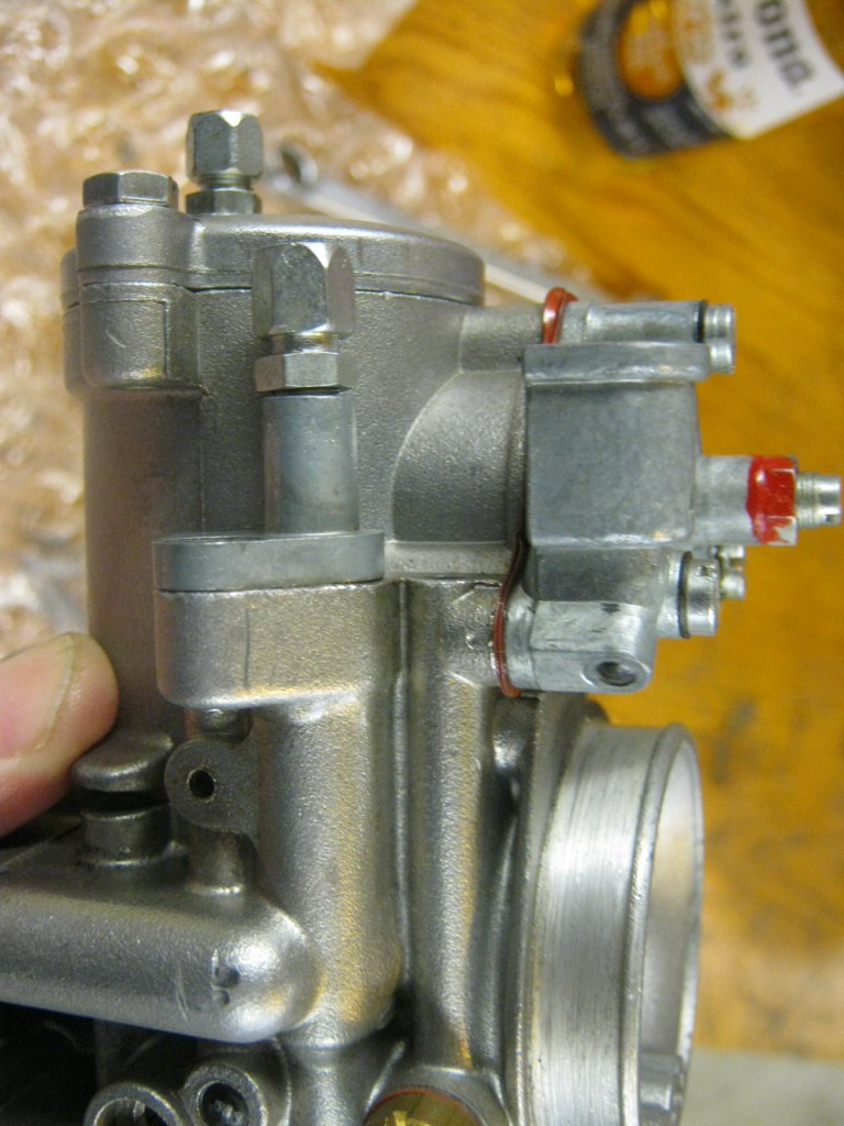 Dellorto PHF 30 carburetor fitment on a Moto Guzzi Eldorado.