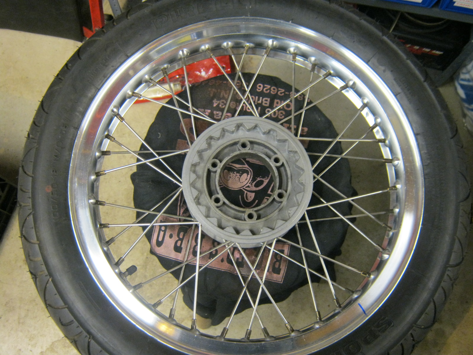 Disc brake stockish configuration. Applicable to Moto Guzzi V700, V7 Special, Ambassador, 850 GT, 850 GT California, Eldorado, and 850 California Police models.