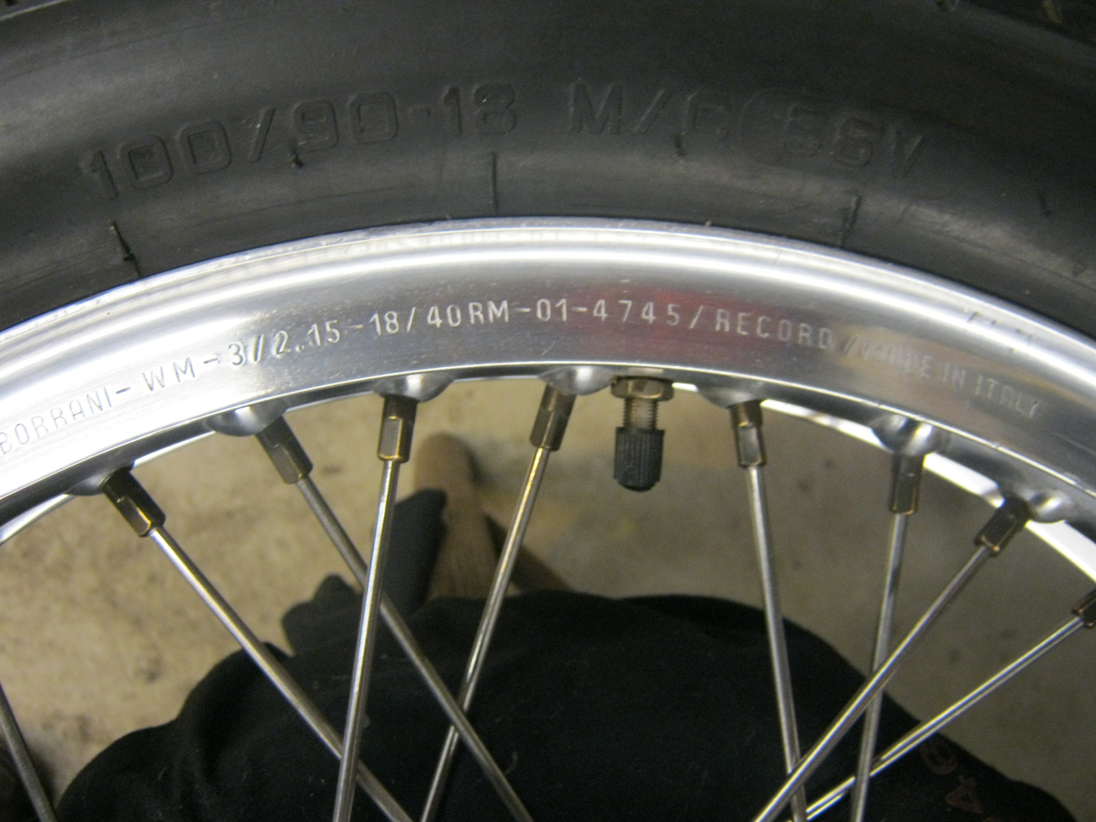 Disc brake stockish configuration. Applicable to Moto Guzzi V700, V7 Special, Ambassador, 850 GT, 850 GT California, Eldorado, and 850 California Police models.