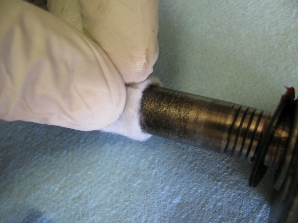 Here is the felt wrapped around the shaft. Note that it fully wraps the shaft.