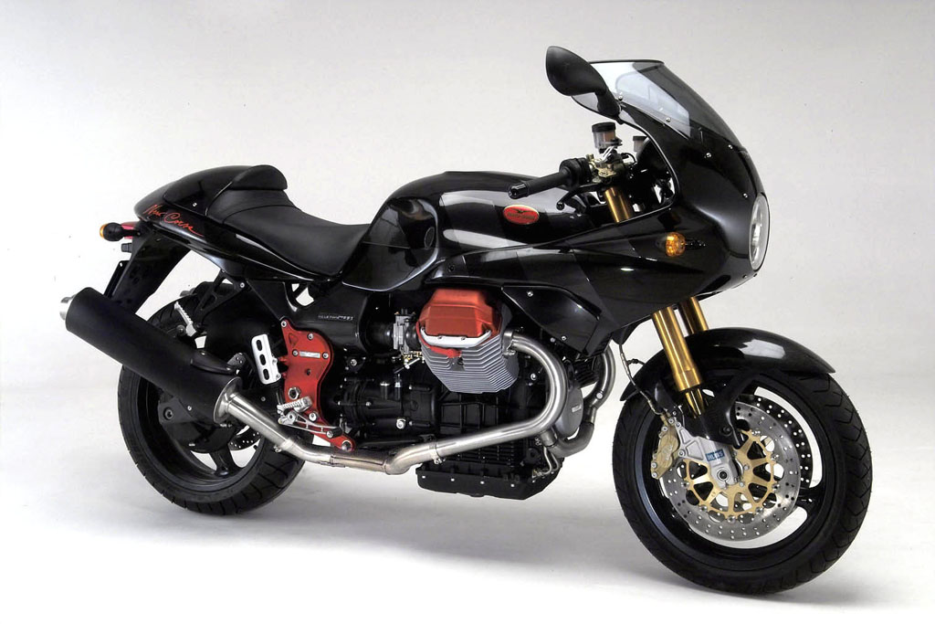 Moto Guzzi V11 Le Mans Nero Corsa (2004)Download full-size tif image