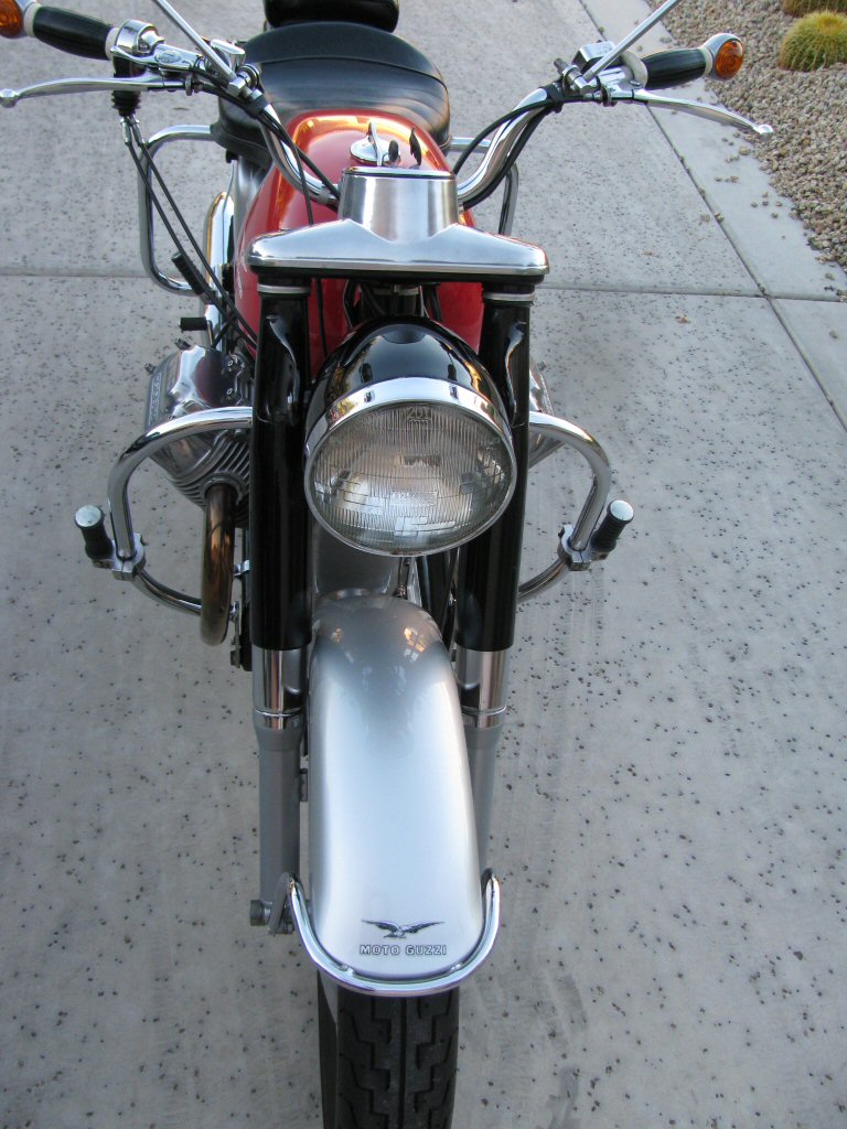 Robert Scharf's Moto Guzzi V700.