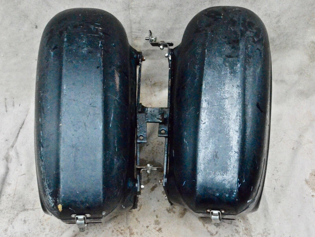 Fibre-mold Tourmaster saddlebags.