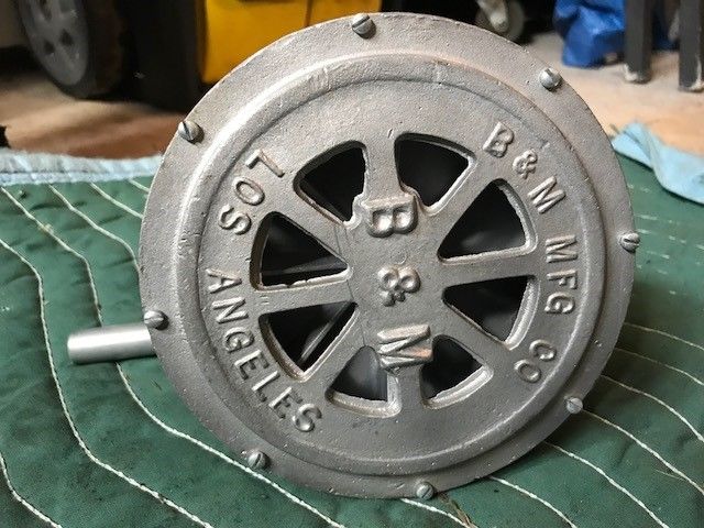 B&M Model MC Friction Drive Siren. These sirens were mounted by some police departments on Moto Guzzi V700, V7 Special, Ambassador, 850 GT, 850 GT California, Eldorado, and 850 California Police motorcycles.
