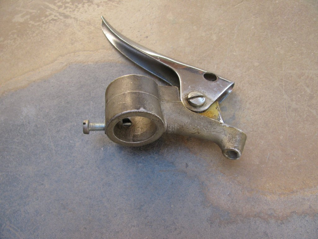 Siren lever for friction drive sirens as used on police models of the Moto Guzzi V700, V7 Special, Ambassador, 850 GT, 850 GT California, Eldorado, and 850 California Police motorcycles.