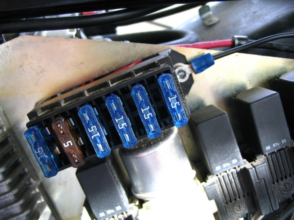 Transil diode installation on a Moto Guzzi Quota 1100 ES.