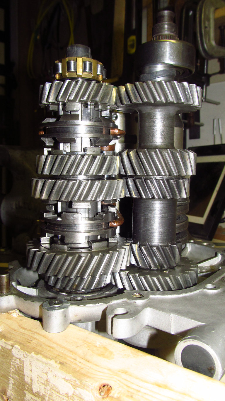 5 speed transmission as fit to Moto Guzzi 850 GT, 850 GT California, Eldorado, and 850 California Police models.