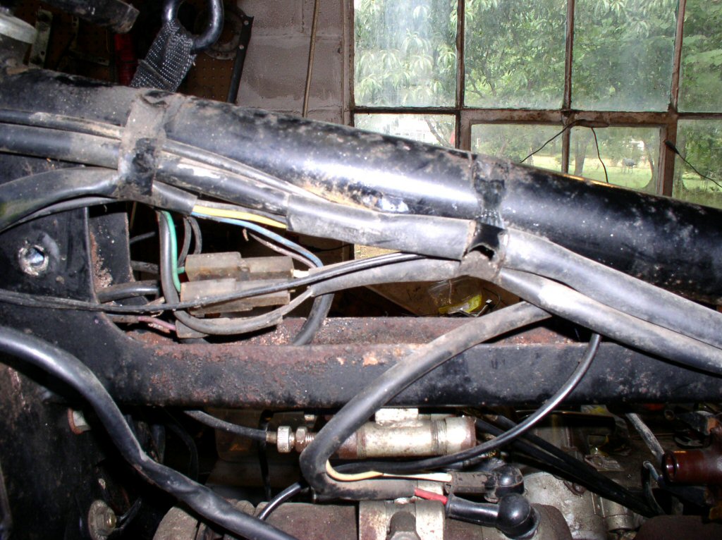 Original routing of the wiring harness on a 1972 Moto Guzzi Eldorado.