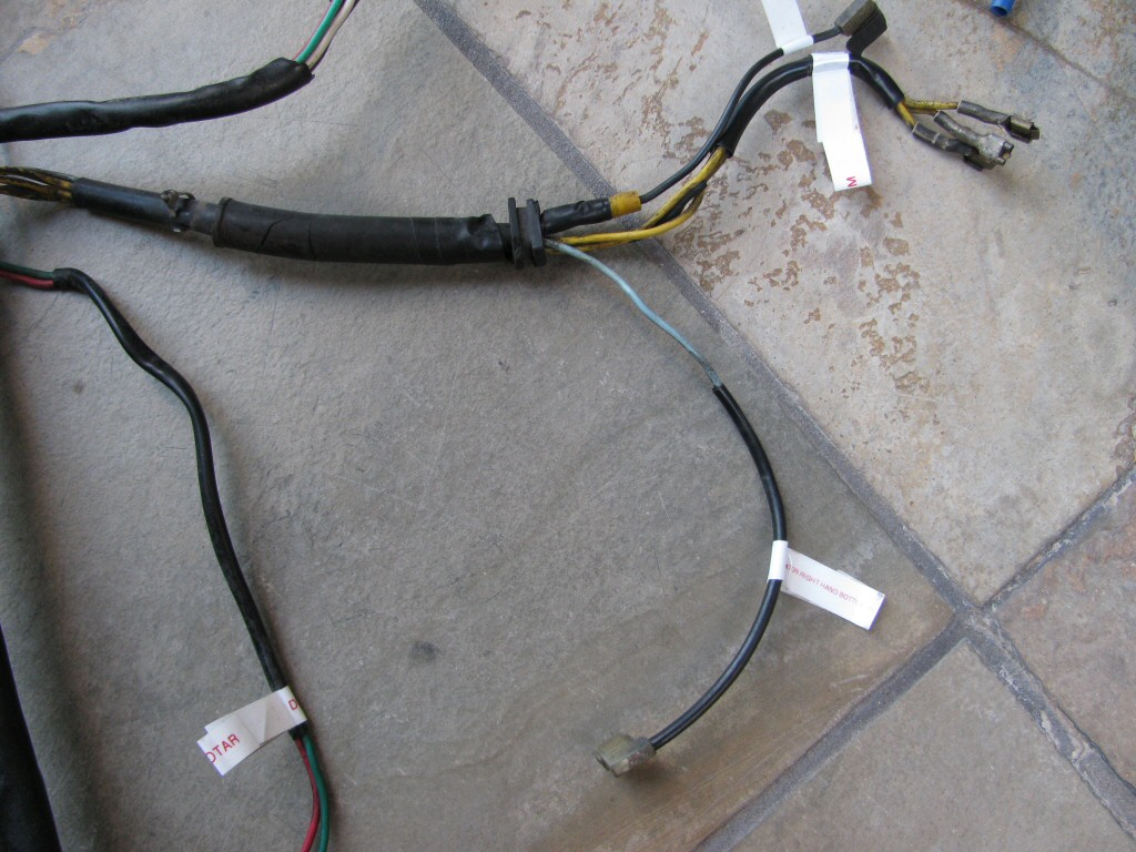 Main harness for the Moto Guzzi Le Mans (series 2, MG# 14747151).