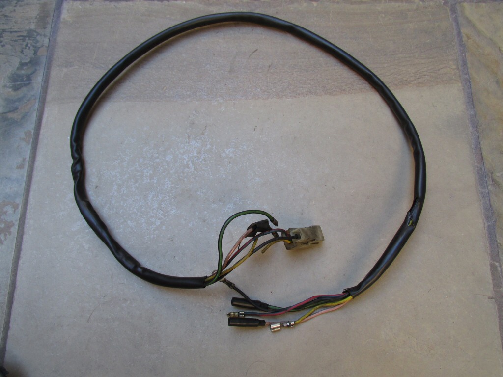 Tail light wiring for a Moto Guzzi California II (MG# 29747600).